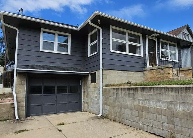 Property at 3409 4th Ave, Sioux City, IA 51106, 3 beds, 2 baths