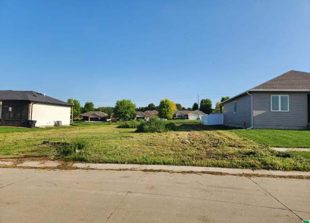 Property at 121 19th St SE, Lemars, IA 51031