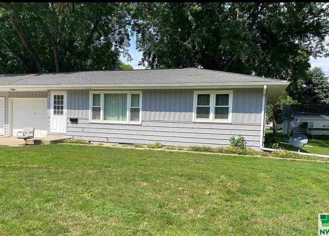 Property at 503 Fir St, Hospers, IA 51238, 4 beds, 2 baths