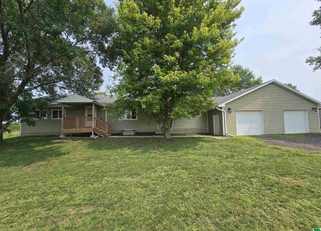 Property at 4260 N Highway 105, No. Sioux City, SD 57049, 5 beds, 3 baths
