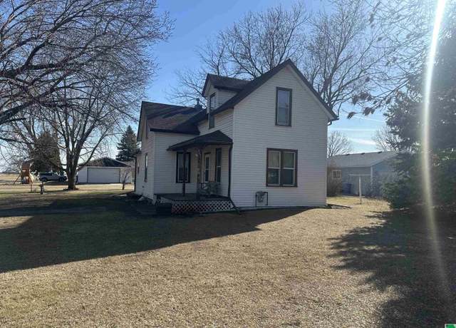 Property at 401 Brown St, Gayville, SD 57031, 3 beds, 1 bath