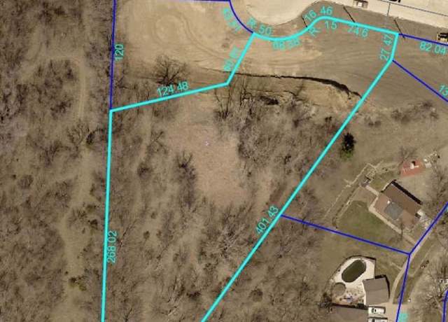 Property at 2100-02 Blue Dr, Sioux City, IA 51104