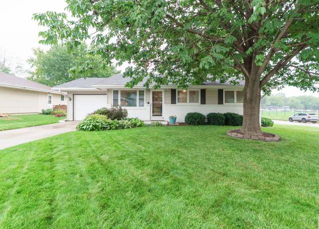 Property at 2728 Oleander Ct, Sioux City, IA 51106, 3 beds, 2.5 baths