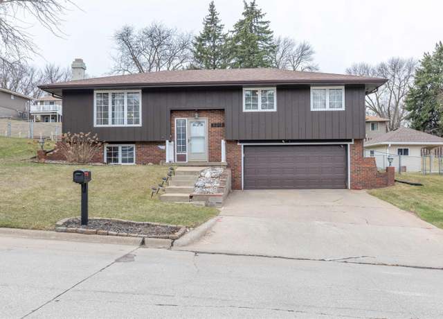 Property at 4018 Lincoln Way, Sioux City, IA 51106, 3 beds, 3 baths