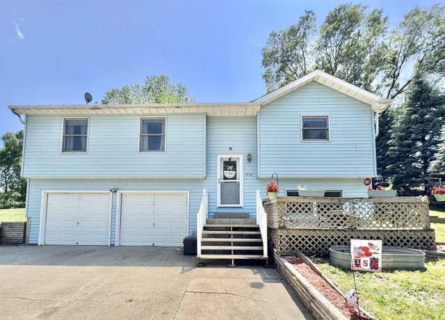 Property at 1216 Saint Marys St, Sioux City, IA 51105, 3 beds, 2 baths