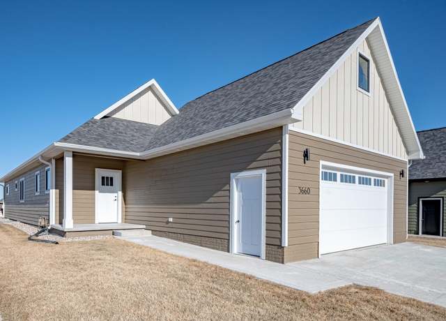 Property at 3660 Prairie Grv, South Sioux City, NE 68776, 3 beds, 2 baths