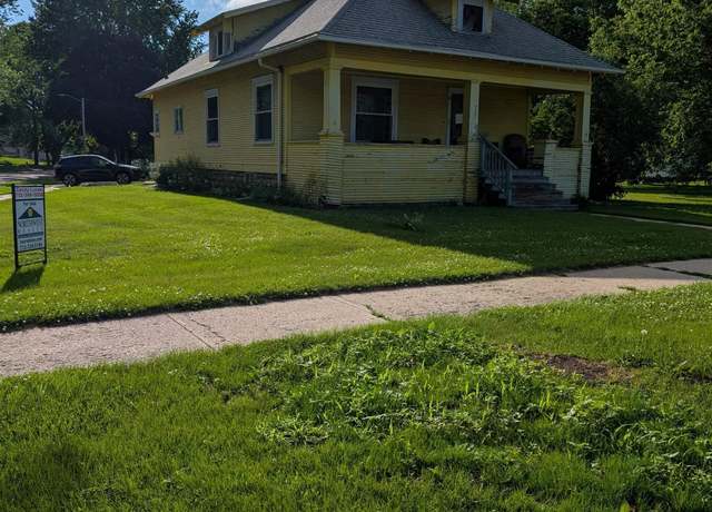 Property at 722 Washington Ave, Sheldon, IA 51201, 3 beds, 1 bath