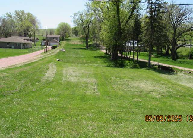 Property at 2840 Memorial Dr, Sioux City, IA 51103