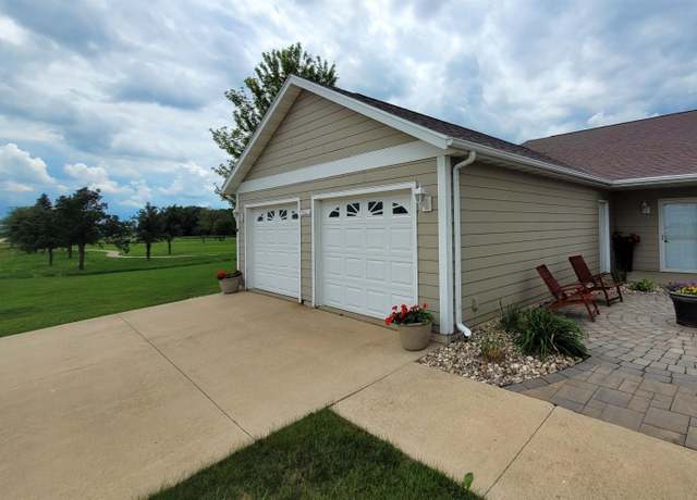 Property at 609 B S Western St, Sanborn, IA 51248, 4 beds, 3 baths