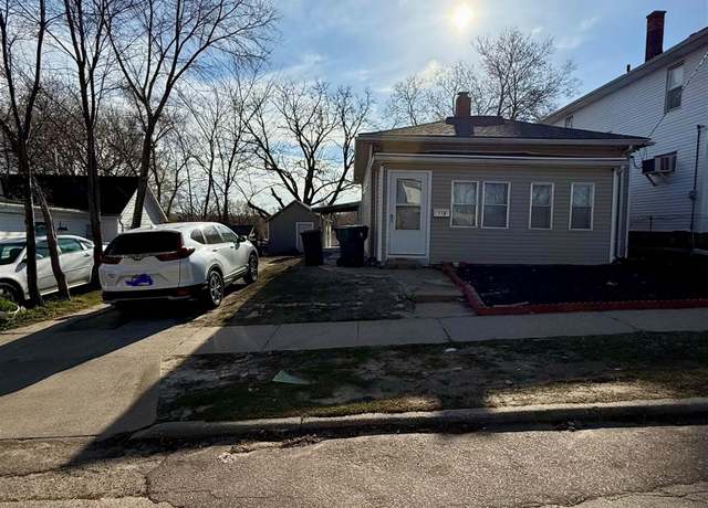 Property at 118 S Center St, Sioux City, IA 51103, 2 beds, 1 bath