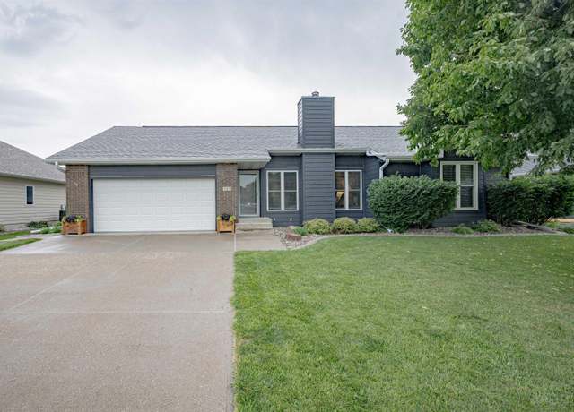 Property at 509 Embassy Dr, Sergeant Bluff, IA 51054, 3 beds, 4 baths