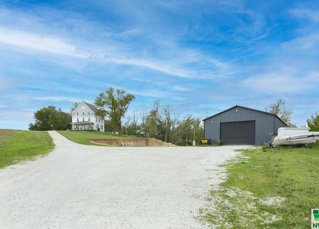 Property at 23960 L20 Co Hwy, Castana, IA 51010, 7 beds, 6.5 baths
