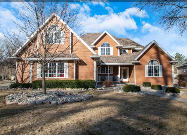 Property at 445 N Royal Troon Dr, Dakota Dunes, SD 57049, 5 beds, 3.5 baths