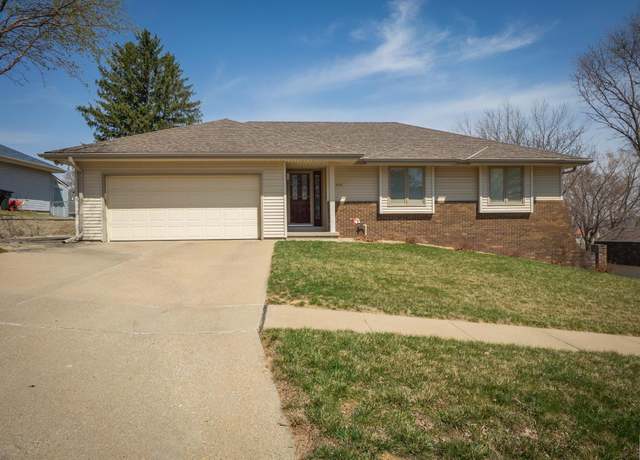 Property at 2431 Seneca Way, Sioux City, IA 51104, 3 beds, 3 baths