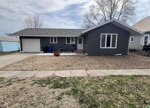 Property at 130 N 2nd Avenue West Ave, Hartley, IA 51346, 2 beds, 1.5 baths