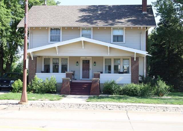 Property at 501 First Ave, Rock Rapids, IA 51246, 4 beds, 2.5 baths