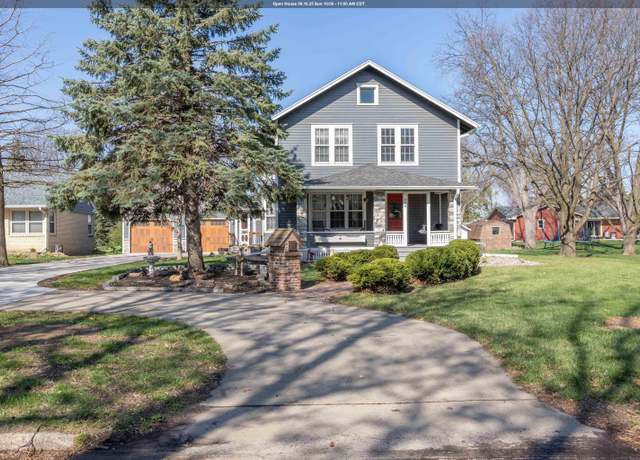 Property at 900 15th St, Onawa, IA 51040, 3 beds, 2.5 baths