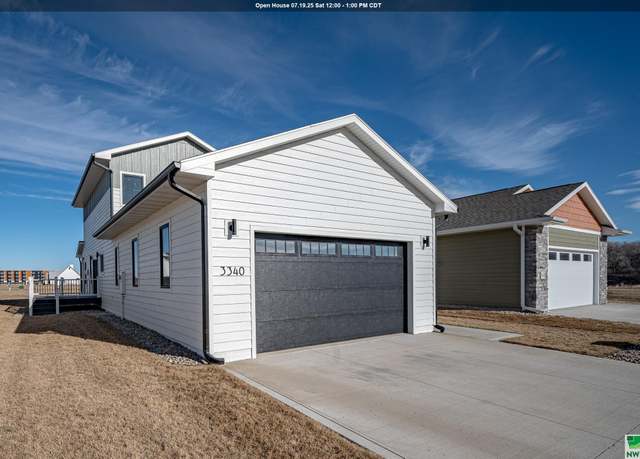Property at 3340 Willow Gdn, South Sioux City, NE 68776, 3 beds, 2.5 baths