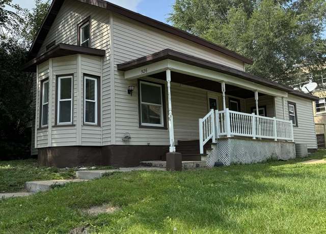 Property at 526 W Maple St, Cherokee, IA 51012, 2 beds, 1 bath