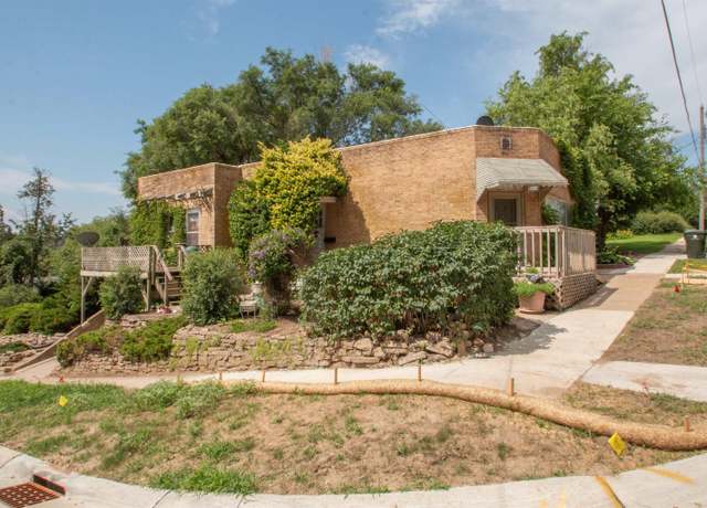 Property at 1301 S Linn St, Sioux City, IA 51106, 2 beds, 1 bath