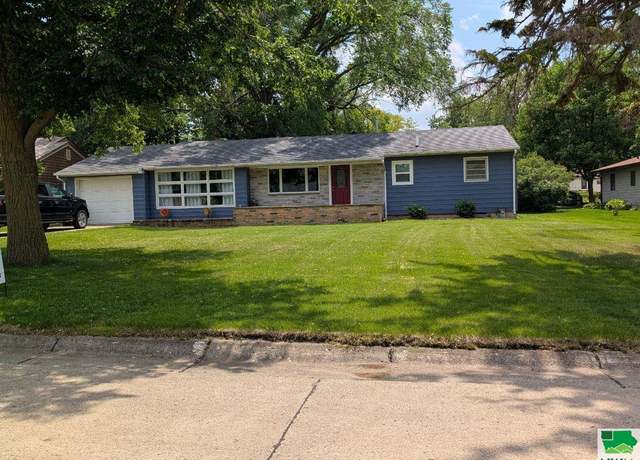 Property at 303 E Barnes St, Marcus, IA 51035, 4 beds, 1.5 baths