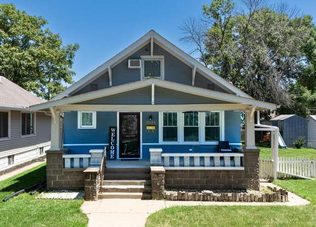 Property at 2024 S Maple St, Sioux City, IA 51106, 3 beds, 2 baths