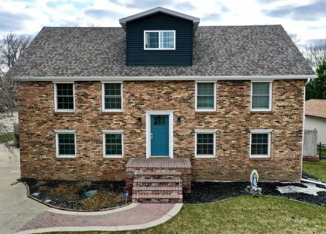 Property at 424 South Ridge Dr, South Sioux City, NE 68776, 3 beds, 3.5 baths