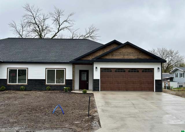 Property at 108 Park St, Lakeside, IA 50588, 2 beds, 2 baths