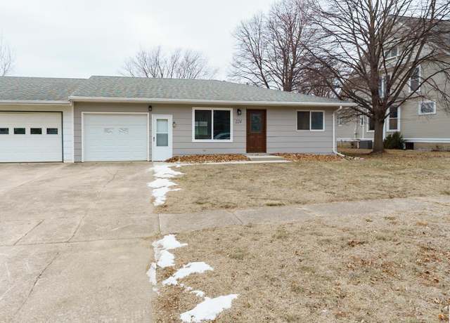 Property at 224 Burlington St, Kingsley, IA 51028, 3 beds, 2 baths