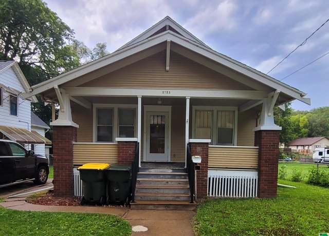 Property at 2723 Prospect St, Sioux City, IA 51104, 3 beds, 1 bath