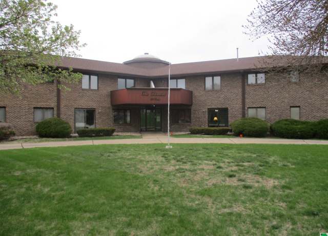Property at 1325 Greta St #10, Cherokee, IA 51012, 3 beds, 2 baths