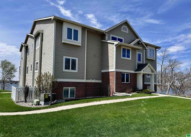 Property at 24094 187th St #28, Spirit Lake, IA 51360, 3 beds, 2 baths