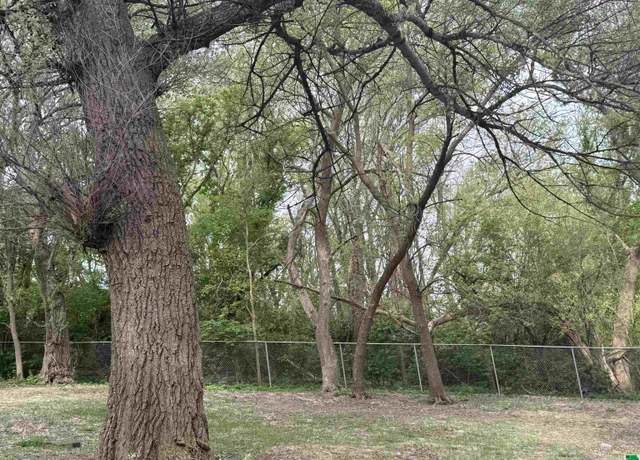 Property at 2709 S Nicollet St, Sioux City, IA 51106