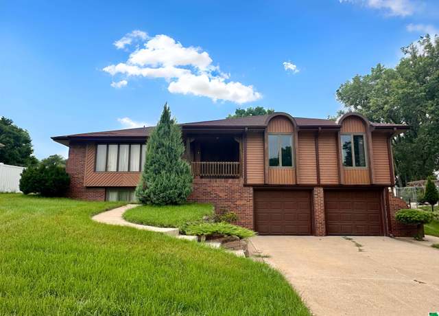 Property at 4130 Natalia Way, Sioux City, IA 51106, 3 beds, 3 baths