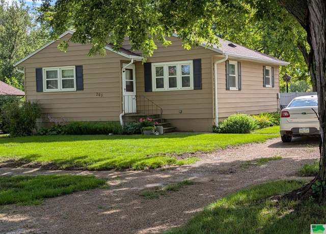 Property at 205 S Walnut St, Marcus, IA 51035, 3 beds, 2 baths
