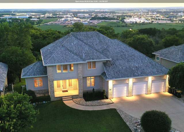Property at 4701 Grayhawk Ridge Dr, Sioux City, IA 51106, 4 beds, 3 baths