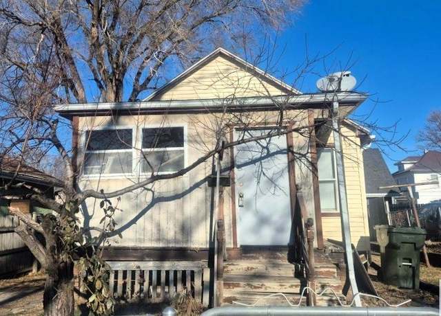 Property at 913 17th St, Sioux City, IA 51103, 2 beds, 2 baths