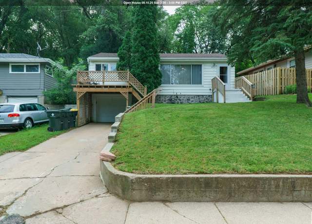 Property at 3638 Grandview Blvd, Sioux City, IA 51104, 3 beds, 1 bath