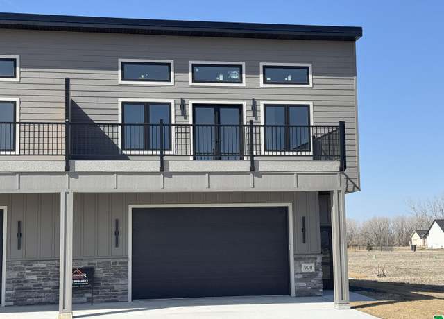Property at 908 S Turtle Cv, No. Sioux City, SD 57049, 3 beds, 3 baths
