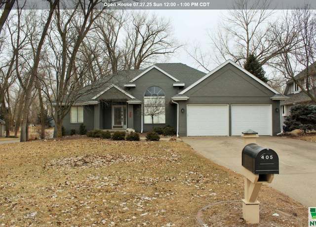 Property at 405 N Royal Troon Dr, Dakota Dunes, SD 57049, 4 beds, 3 baths