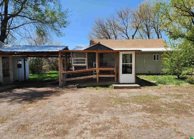 Property at 315 Vine St, Jackson, NE 68743, 2 beds, 1.5 baths