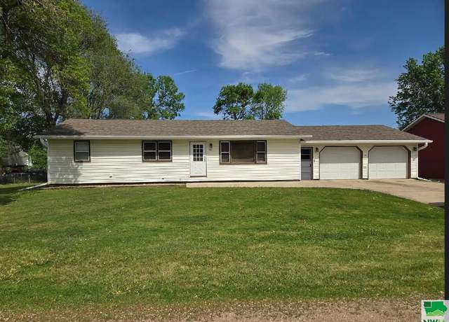 Property at 501 S Virginia St, George, IA 51237, 3 beds, 2 baths