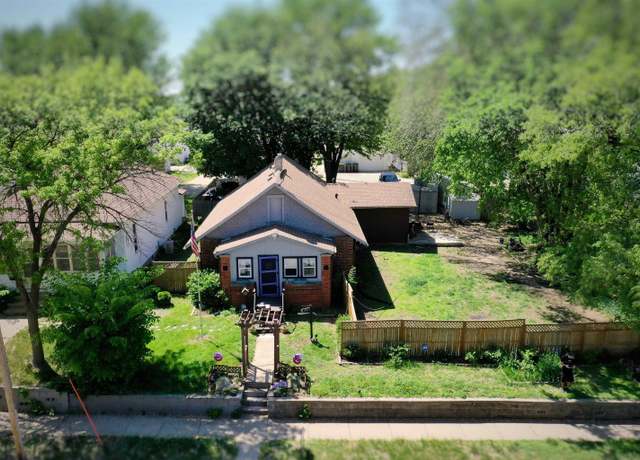 Property at 815 S Cornelia St S, Sioux City, IA 51106, 3 beds, 1.5 baths