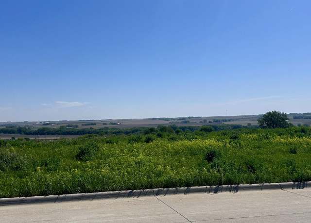Property at Lot 10 Tucker Hill Dr, Hinton, IA 51024