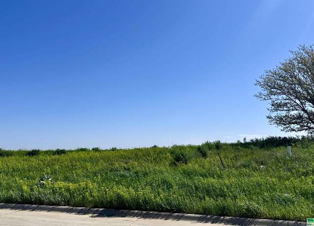 Property at Lot 11 Tucker Hill Dr, Hinton, IA 51024