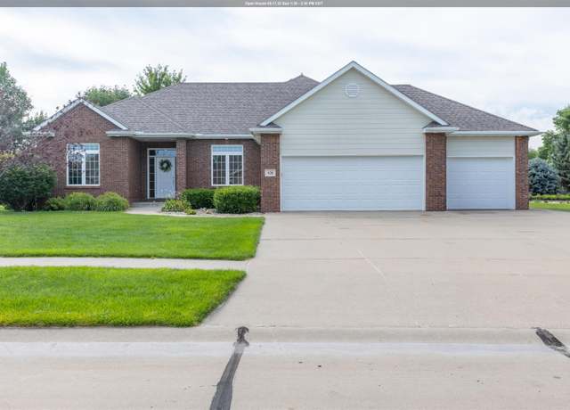 Property at 426 Fawn Holw, Dakota Dunes, SD 57049, 4 beds, 3.5 baths