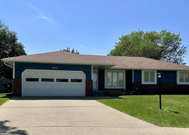 Property at 4711 Cardinal Ct, Sioux City, IA 51106, 3 beds, 3 baths