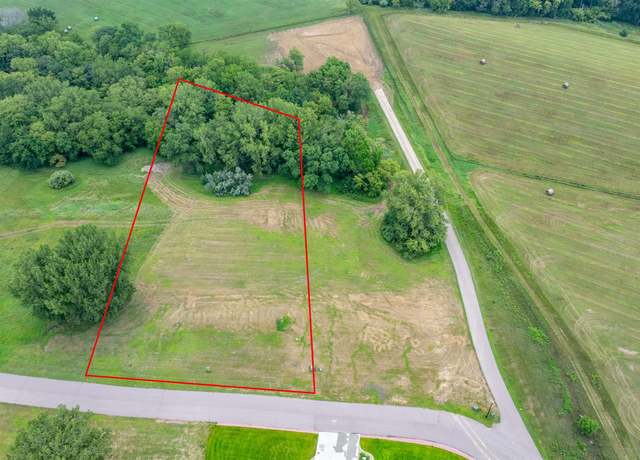 Property at 5641 S Roswell St, Sioux City, IA 51106