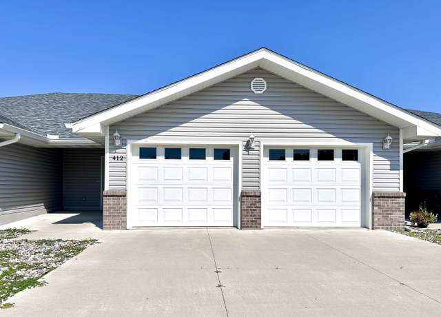 Property at 412 Maupin Ln, Sergeant Bluff, IA 51054, 2 beds, 2 baths