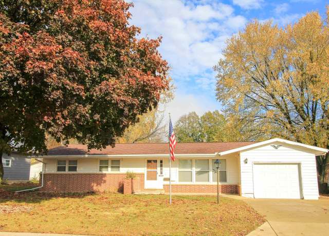 Property at 208 4th Ave Ave SW, Pocahontas, IA 50574, 3 beds, 2 baths
